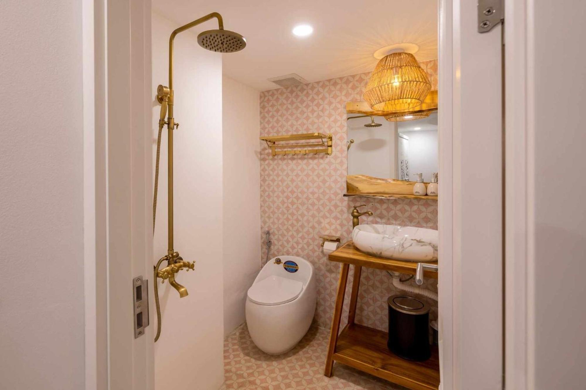 Pisces Hotel Hue Εξωτερικό φωτογραφία